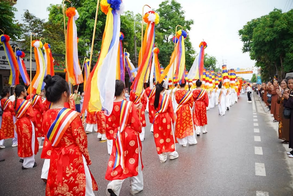 xaloiphattaichuapgucson_chuaphucsonbacgiang_xaloiphat_nguoiphattu (21).jpg